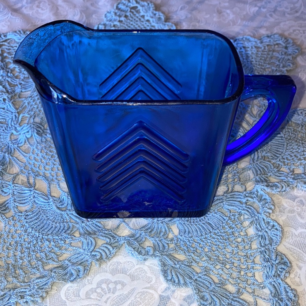 vtg. COBALT BLUE CREAMER w/chevron design front & back, perfect shape $22